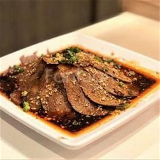 夫妻肺片 Sliced Beef and Ox Tongue in Chilli Sauce